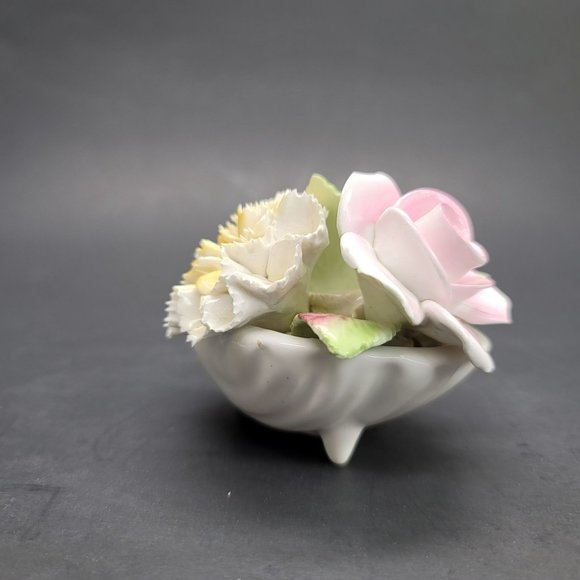 Royale Stratford England Floral China Bouquet in Basket PD11 - Picture 4 of 13